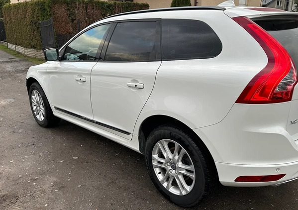 Volvo XC 60 cena 42500 przebieg: 184000, rok produkcji 2016 z Nowa Sarzyna małe 46